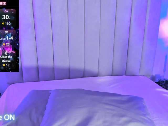 EmmaRogers live cam on BongaCams