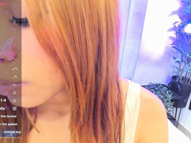 EmmaRogers live cam on BongaCams