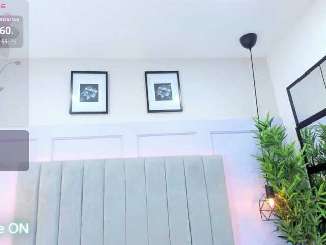 EmmaRogers live cam on BongaCams
