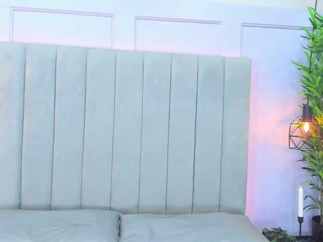 EmmaRogers live cam on BongaCams