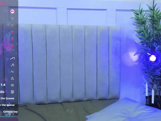 EmmaRogers live cam on BongaCams