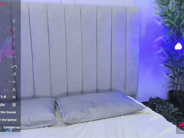 EmmaRogers live cam on BongaCams