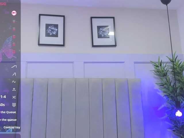 EmmaRogers live cam on BongaCams