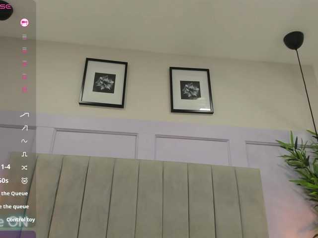 EmmaRogers live cam on BongaCams