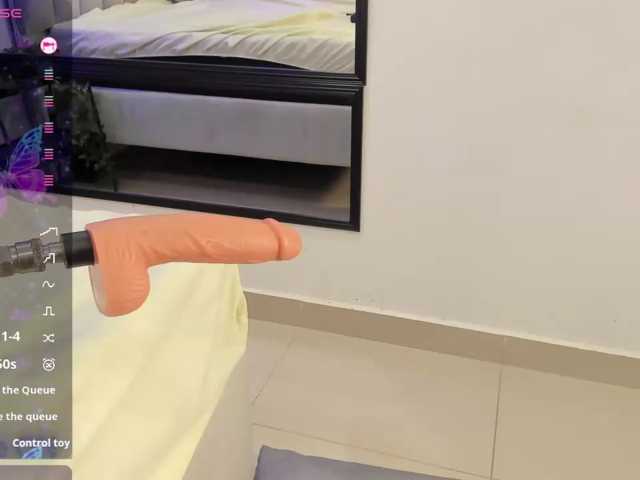 EmmaRogers live cam on BongaCams