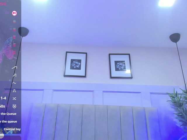 EmmaRogers live cam on BongaCams