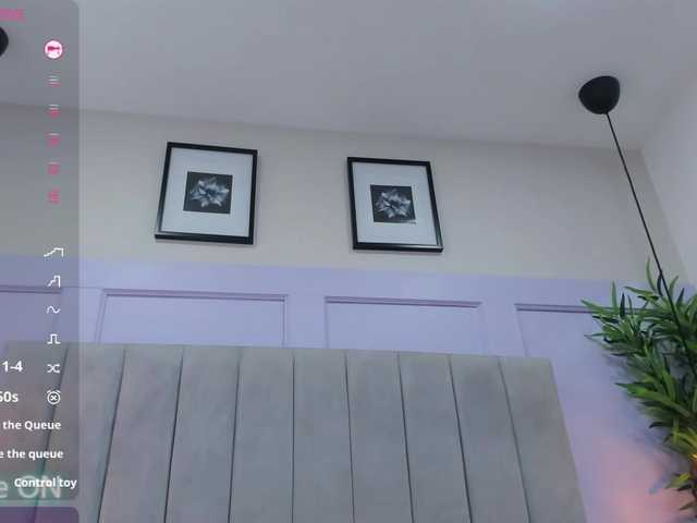 EmmaRogers live cam on BongaCams