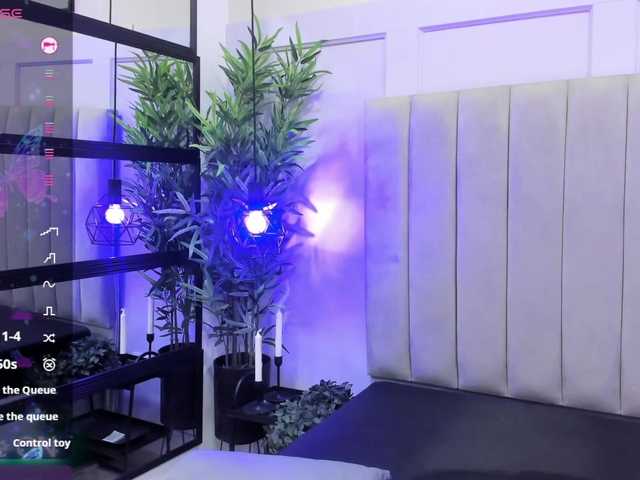 EmmaRogers live cam on BongaCams