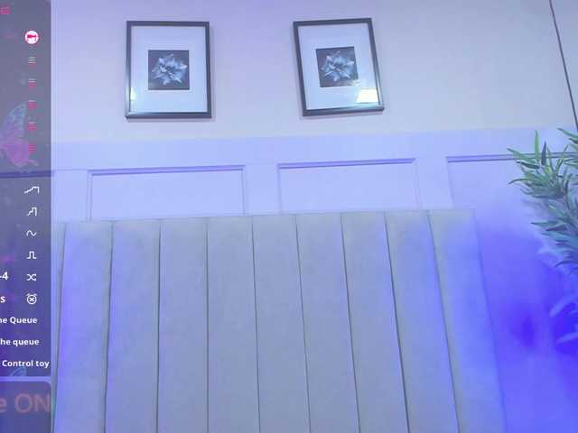 EmmaRogers live cam on BongaCams