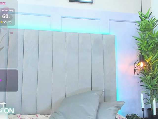 EmmaRogers live cam on BongaCams