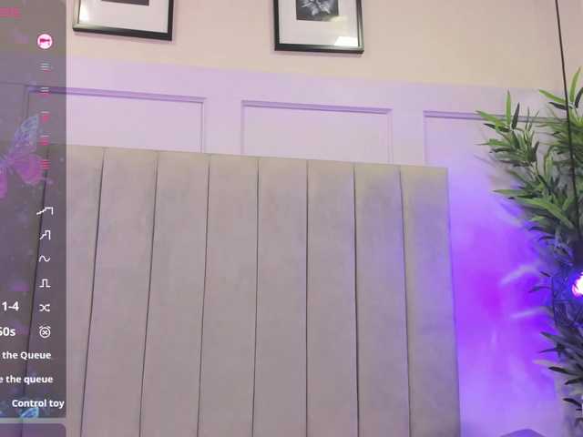 EmmaRogers live cam on BongaCams