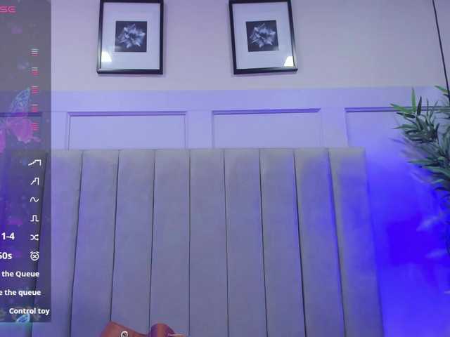 EmmaRogers live cam on BongaCams