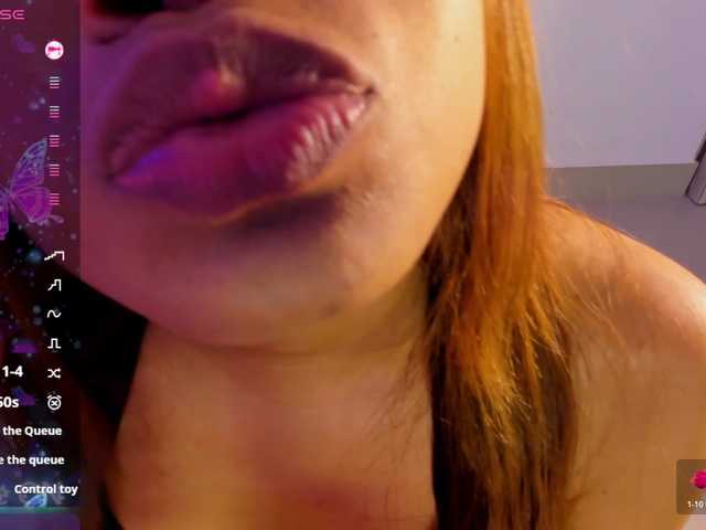 EmmaRogers live cam on BongaCams