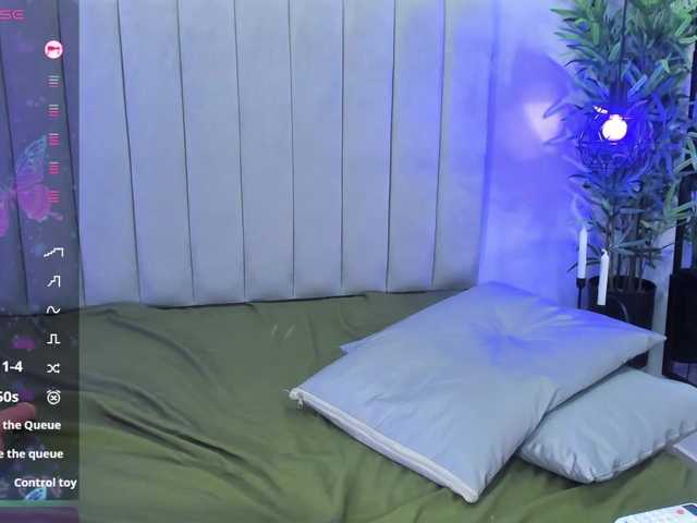 EmmaRogers live cam on BongaCams