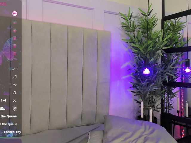 EmmaRogers live cam on BongaCams