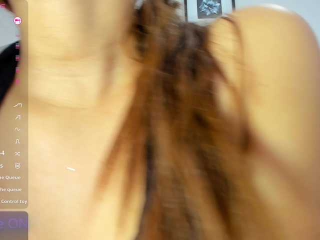 EmmaRogers live cam on BongaCams