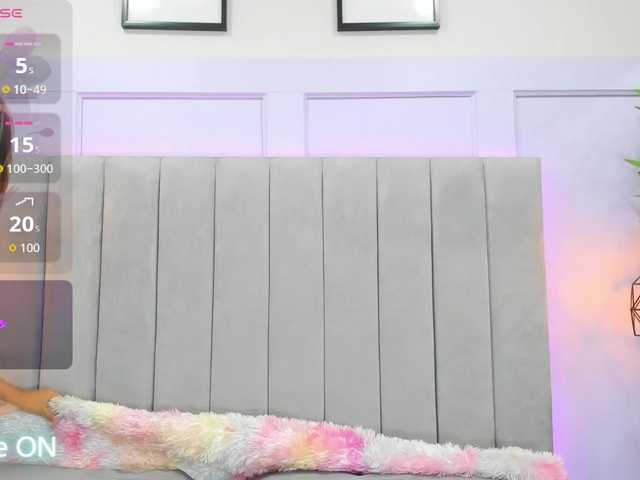 EmmaRogers live cam on BongaCams