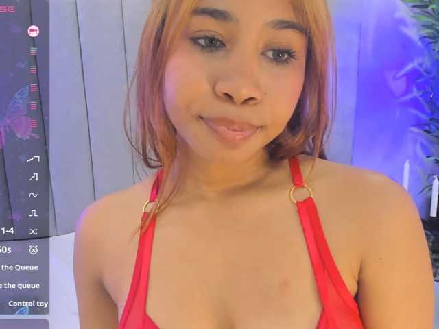 EmmaRogers live cam on BongaCams