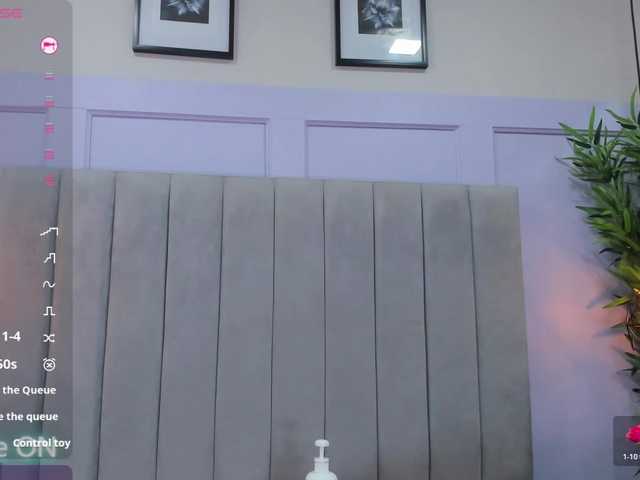EmmaRogers live webcam show
