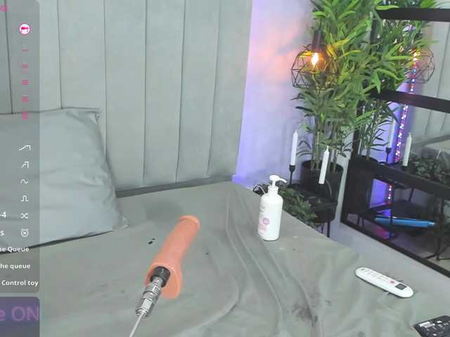 EmmaRogers live webcam show