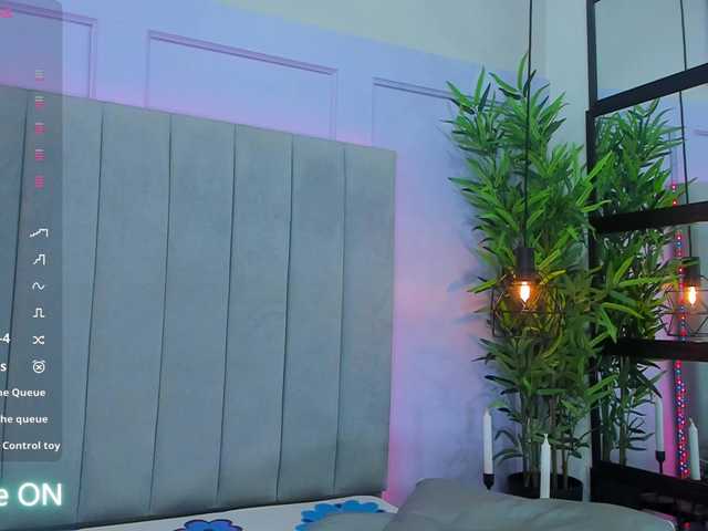 EmmaRogers live cam on BongaCams