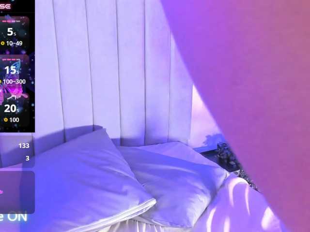 EmmaRogers live cam on BongaCams