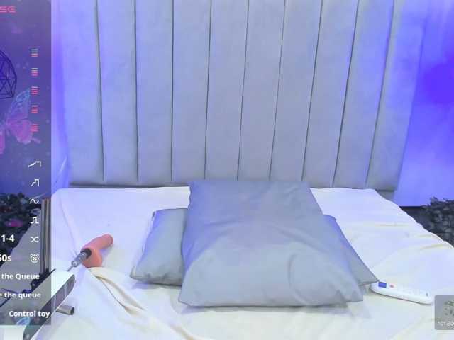 EmmaRogers live cam on BongaCams