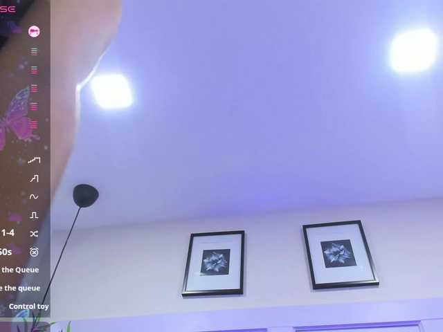 EmmaRogers live cam on BongaCams