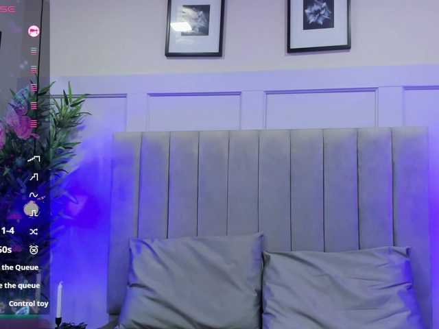 EmmaRogers live cam on BongaCams