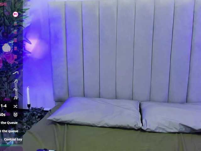 EmmaRogers live cam preview