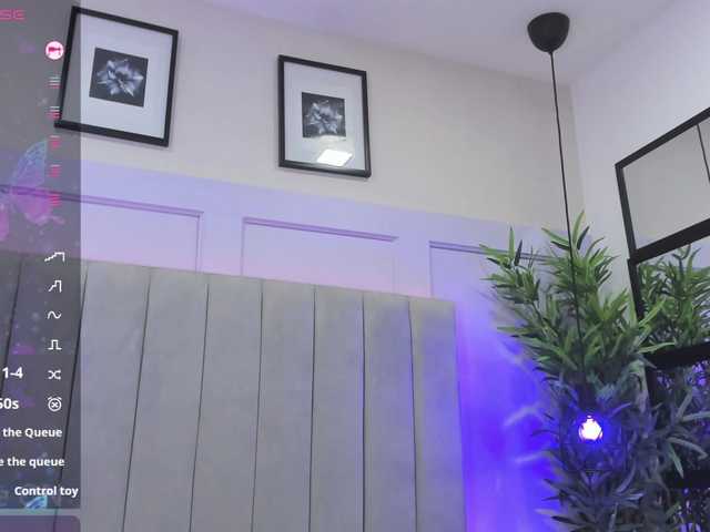 EmmaRogers live cam on BongaCams