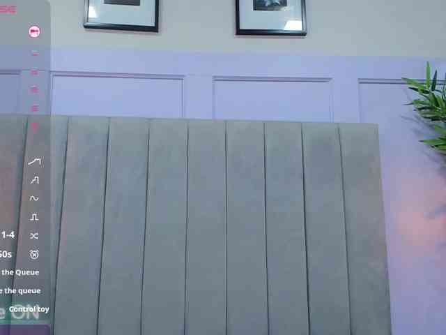 EmmaRogers Live Webcam on BongaCams