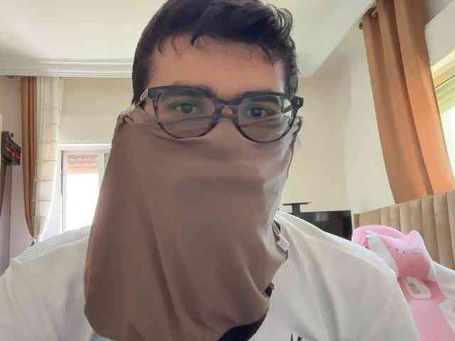 MaskedDickLover