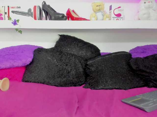 connyblonde live cam on BongaCams