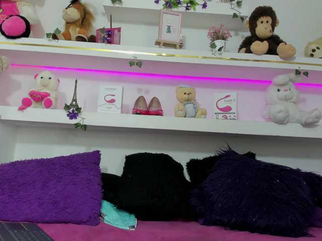 connyblonde live webcam show