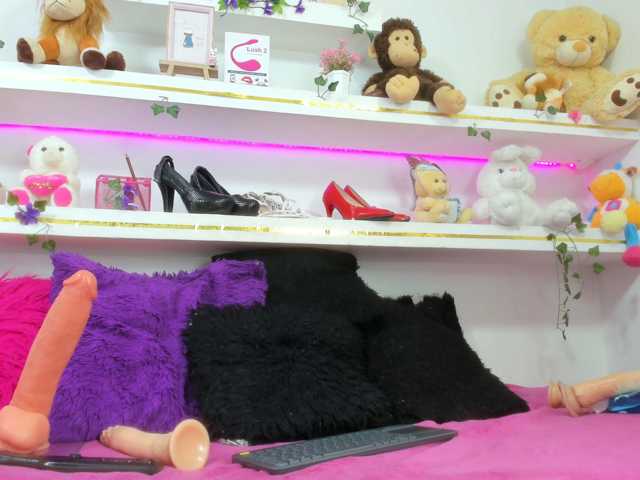 connyblonde, en vivo ahora en BongaCams