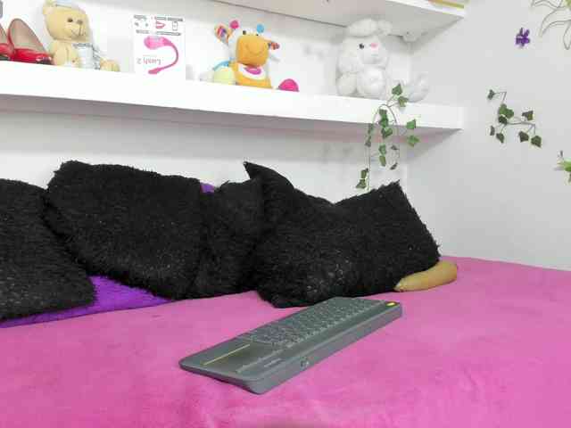 connyblonde webcam
