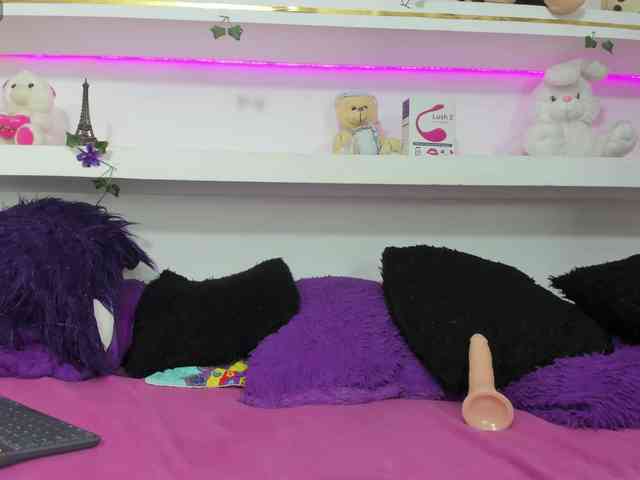 connyblonde webcam