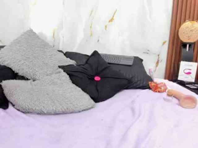 connyblonde webcam