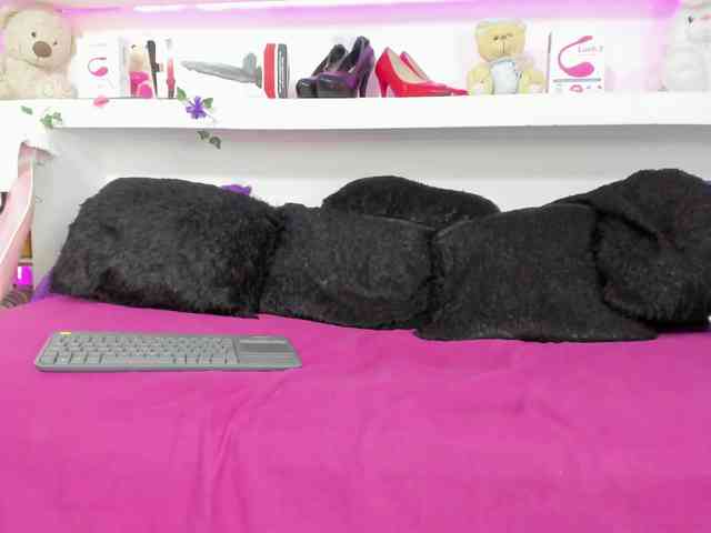 connyblonde Live Webcam on BongaCams