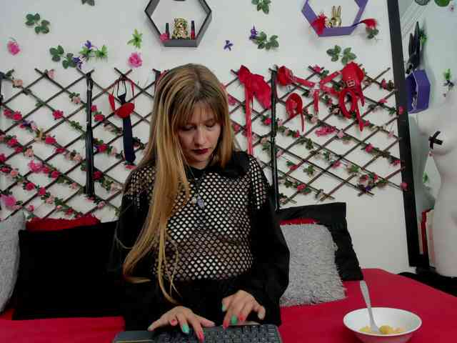 connyblonde