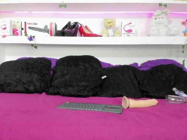 connyblonde webcam