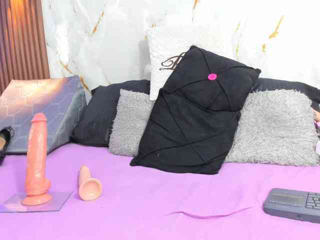 connyblonde webcam