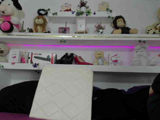 connyblonde webcam