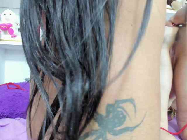 Modelo: connyblonde