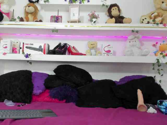 connyblonde webcam
