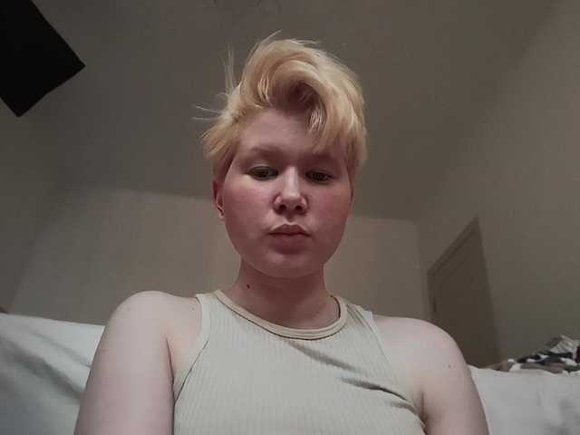 Larast live cam on BongaCams