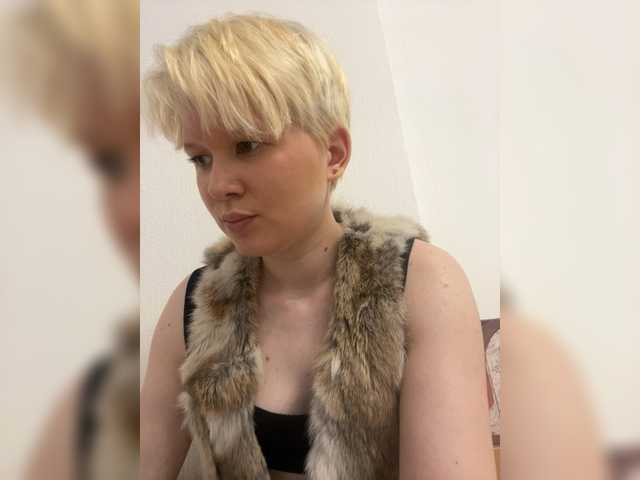Larast live cam on BongaCams