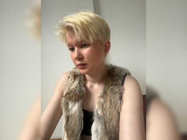 Larast live cam on BongaCams