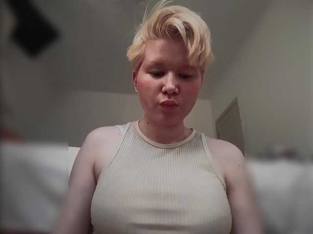 Larast live cam on BongaCams